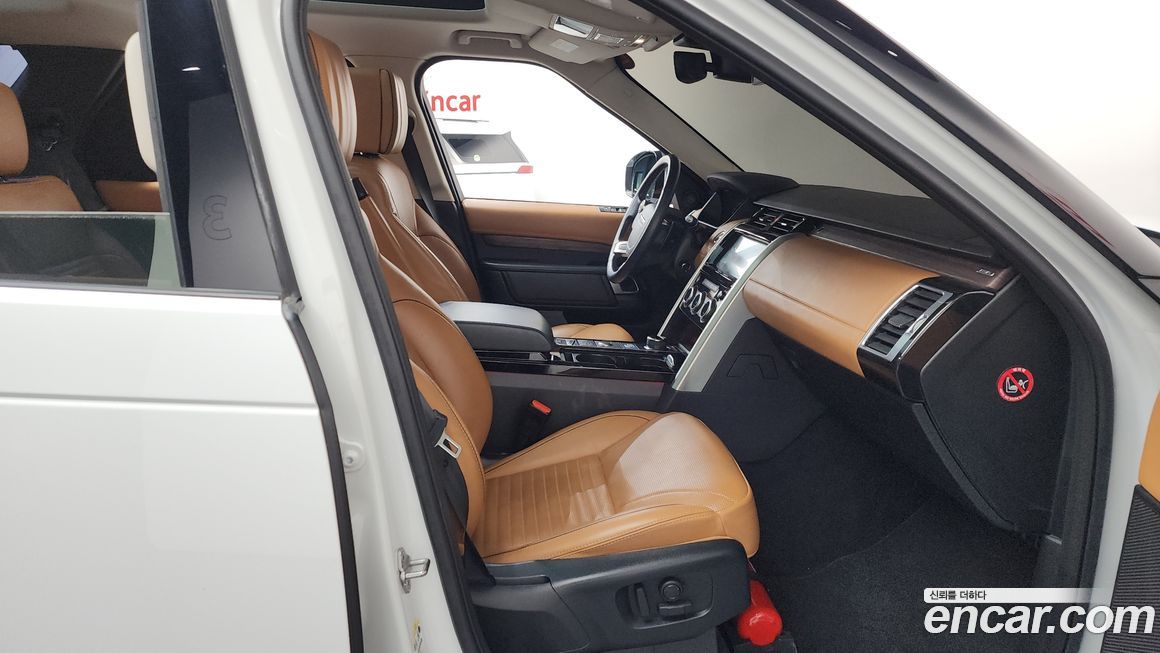 Land Rover Discovery 2018