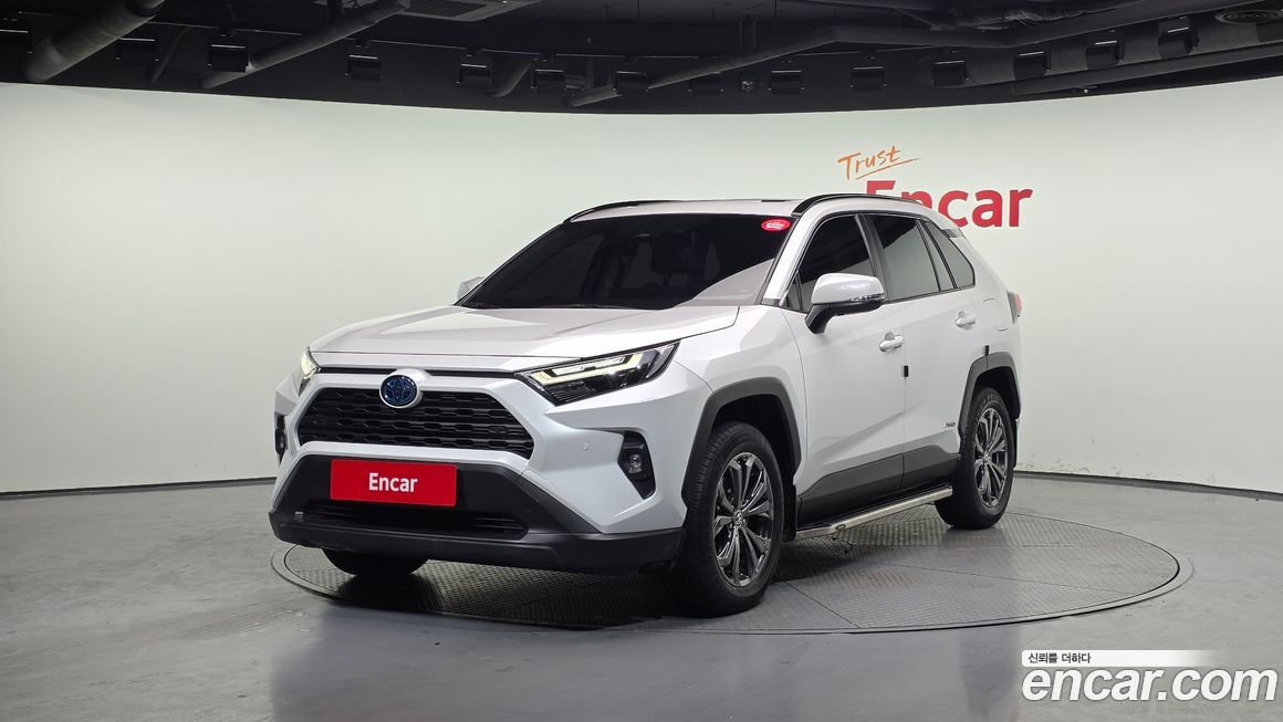Toyota RAV4 2024