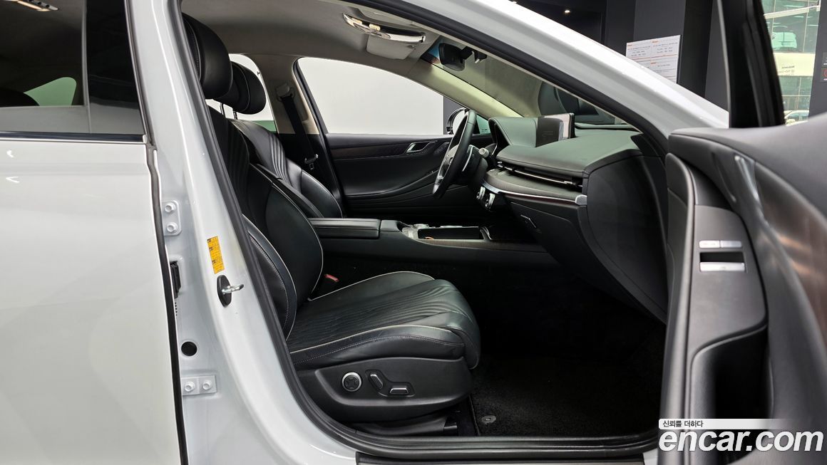 Genesis G80 2021