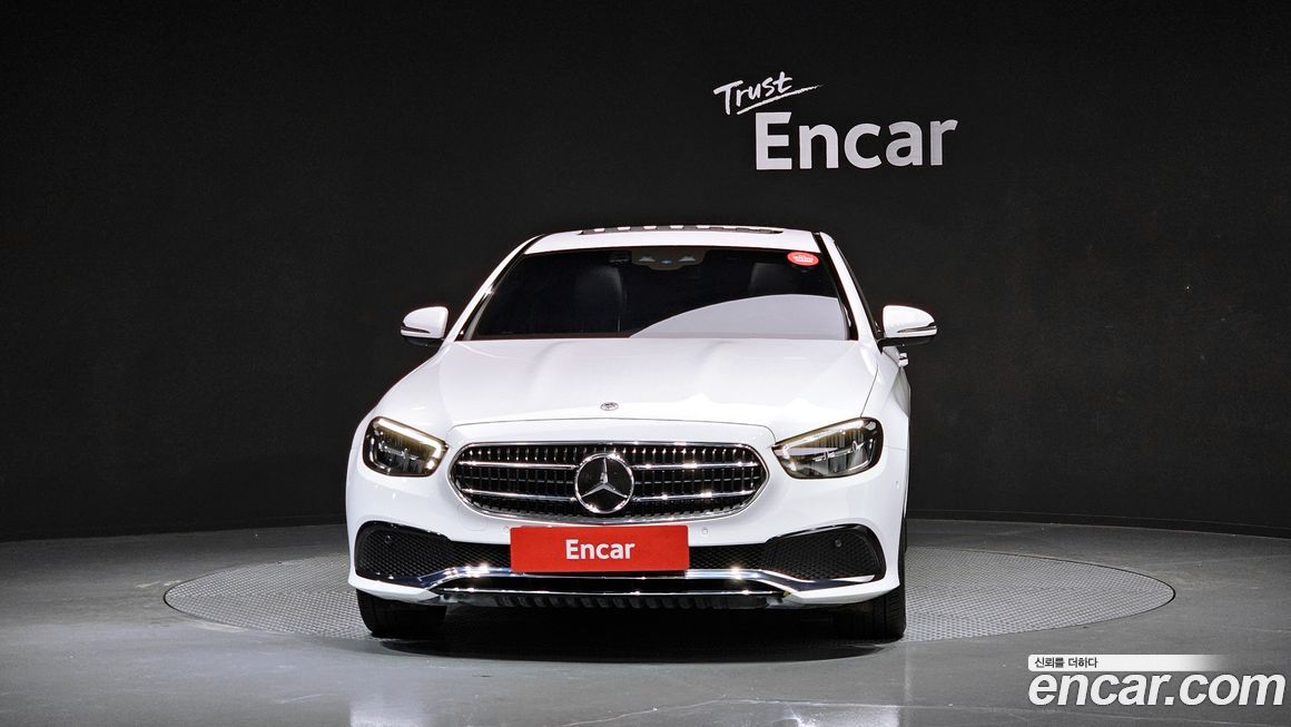 Mercedes-Benz E-Class 2021