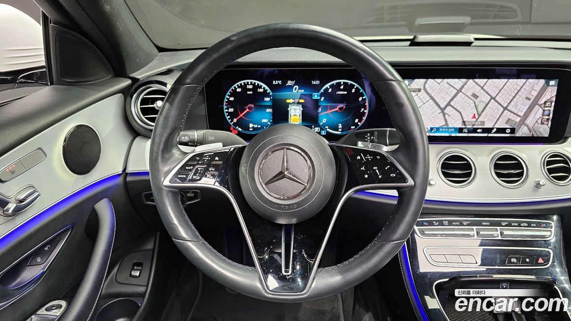 Mercedes-Benz E-Class 2021