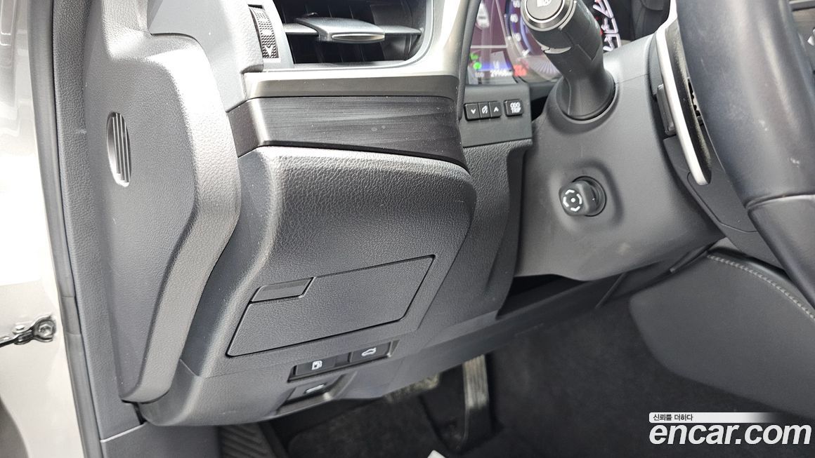 Lexus ES 2019
