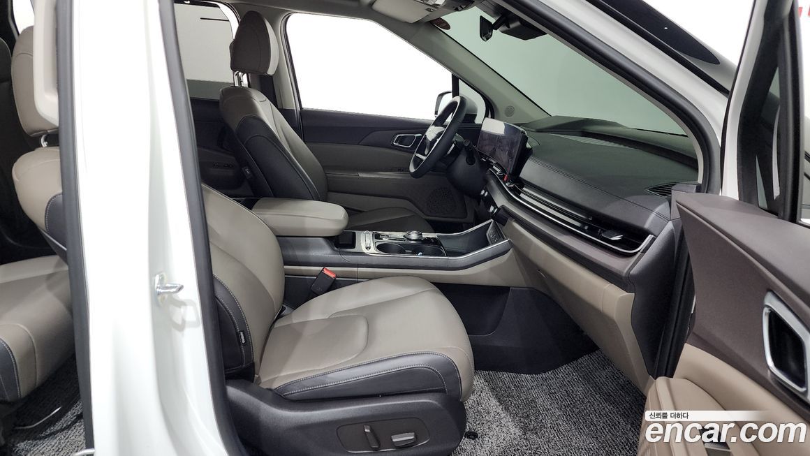 Kia Canival 2025