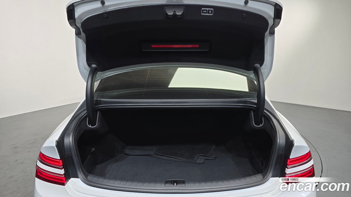 Genesis G80 2022