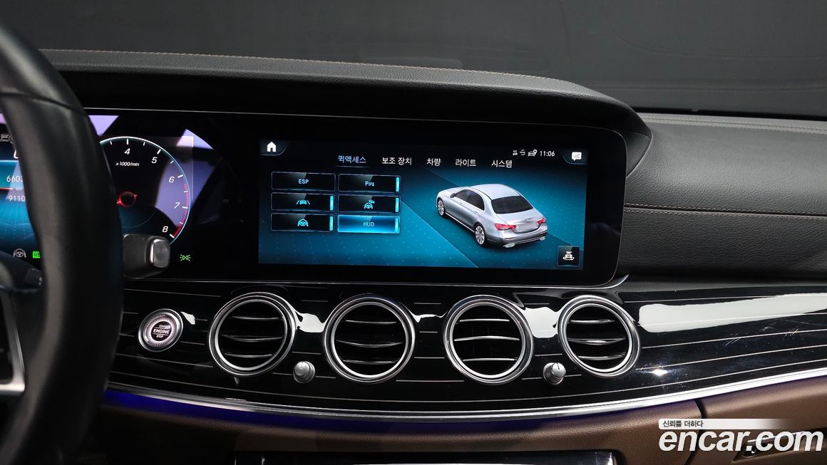 Mercedes-Benz E-Class 2021