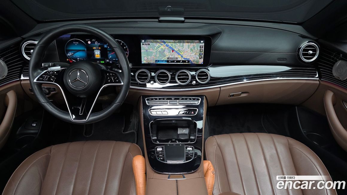 Mercedes-Benz E-Class 2021