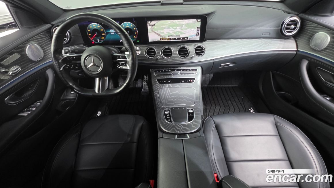 Mercedes-Benz E-Class 2021