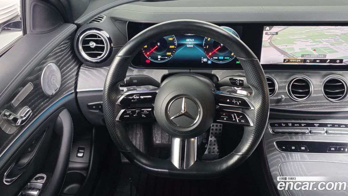 Mercedes-Benz E-Class 2021