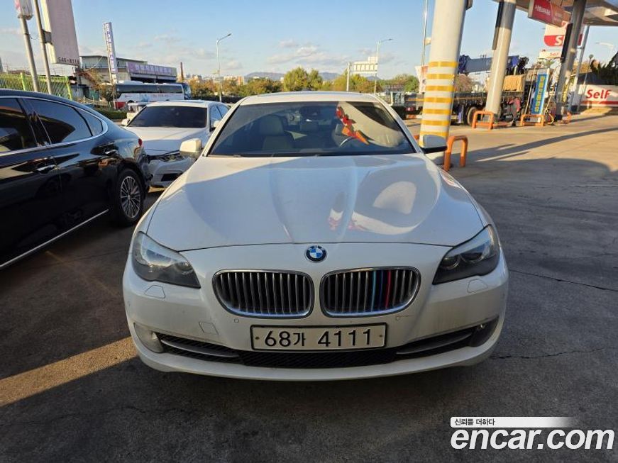 BMW 5-Series 2012
