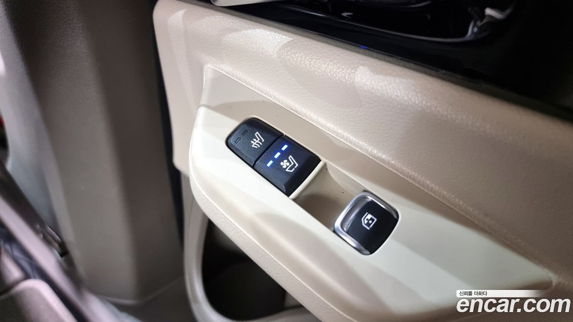 Kia Canival 2025
