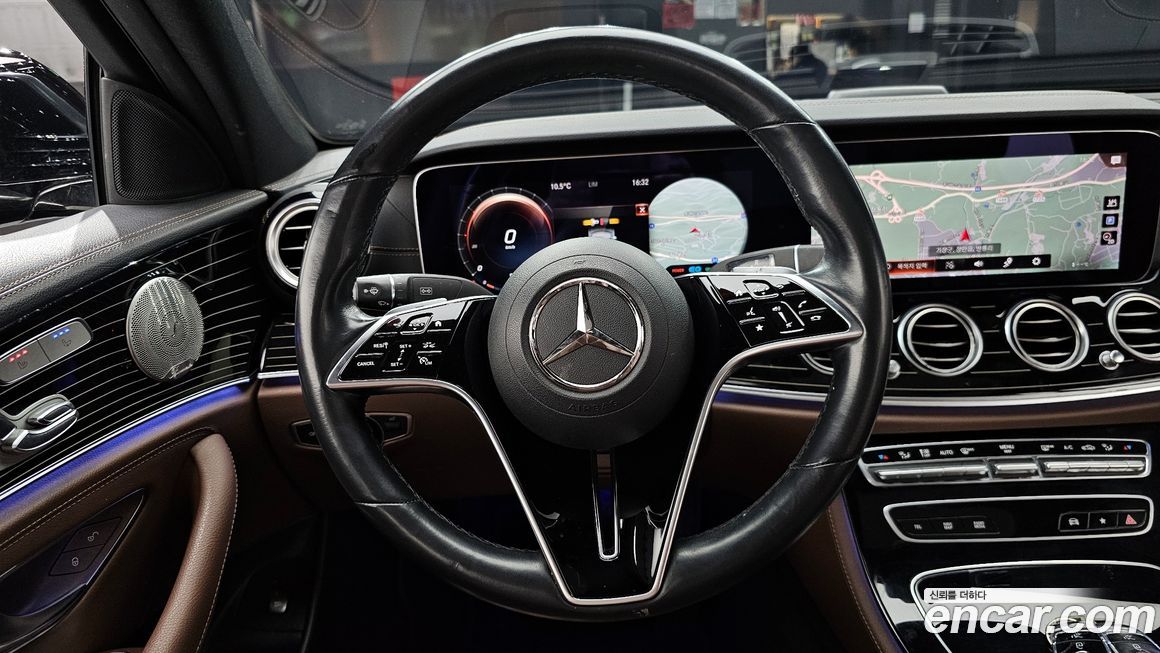 Mercedes-Benz E-Class 2021