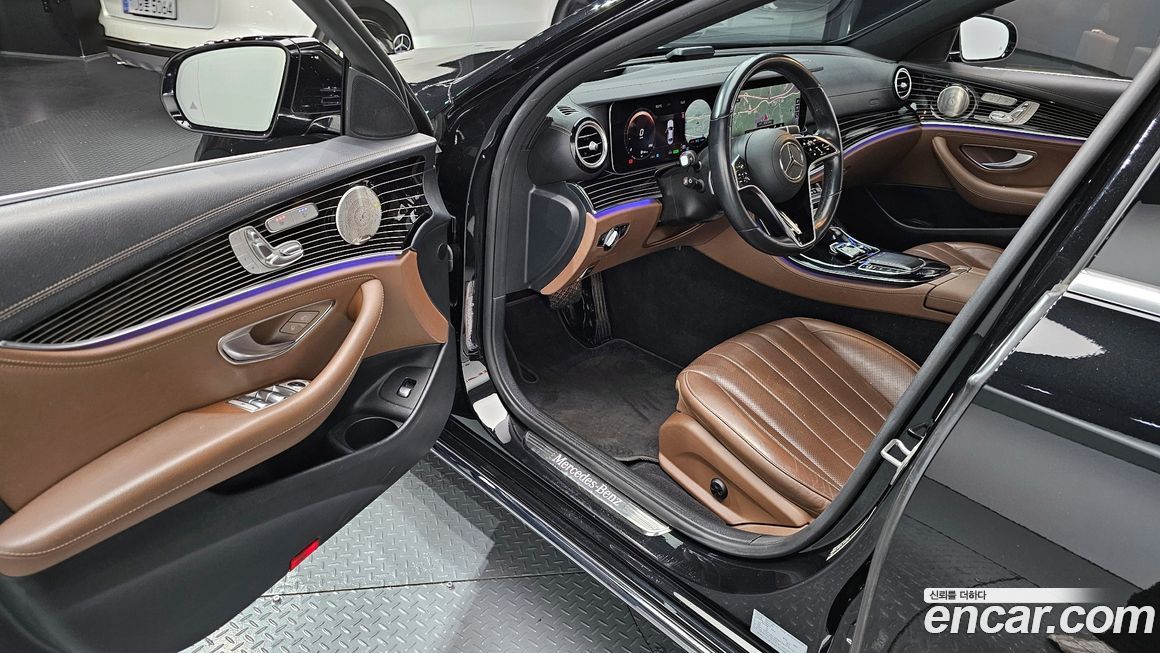 Mercedes-Benz E-Class 2021