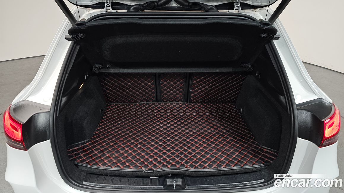 Mercedes-Benz GLA-Class 2022