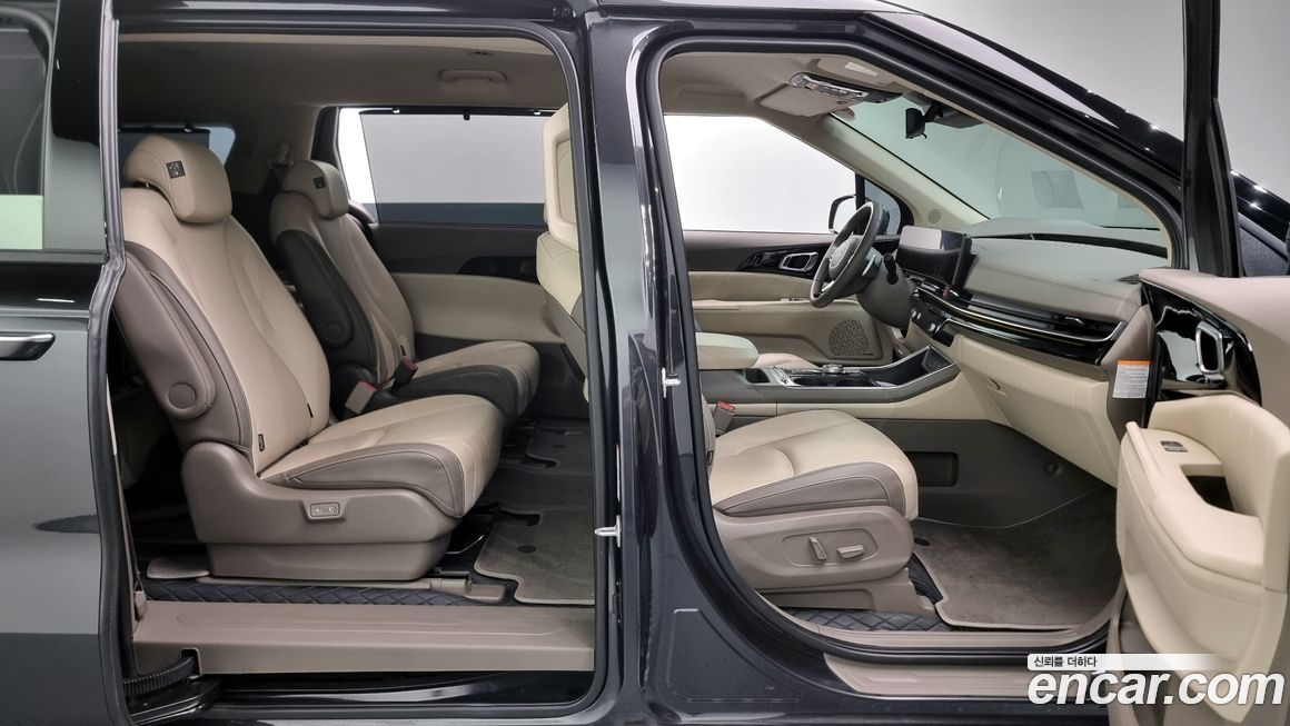 Kia Canival 2025