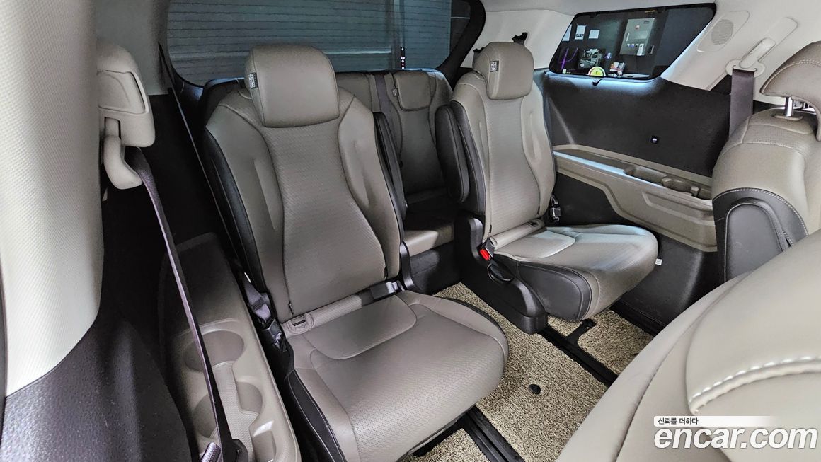 Kia Canival 2025