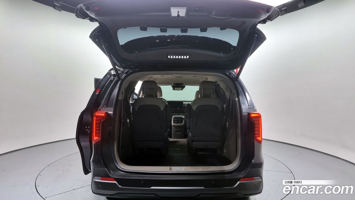 Kia Canival 2025