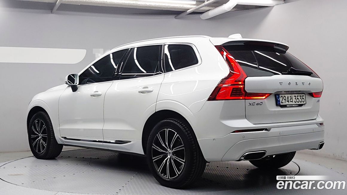 Volvo XC60 2021
