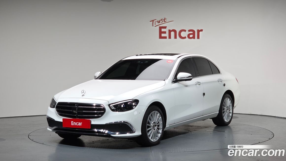 Mercedes-Benz E-Class 2023