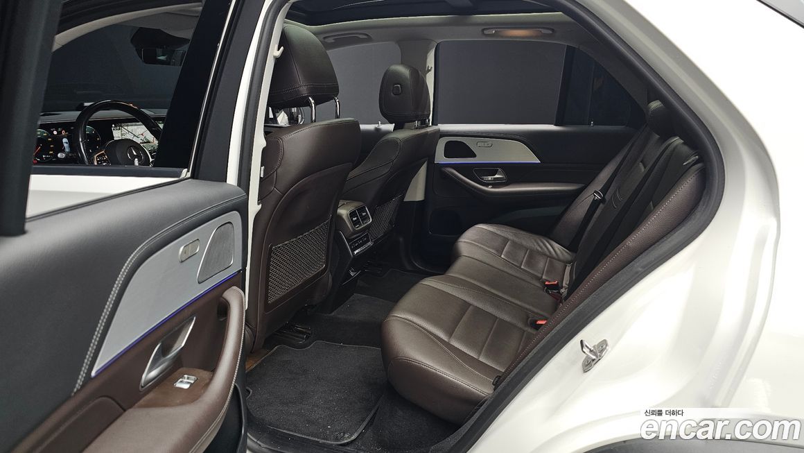 Mercedes-Benz GLE-Class 2021