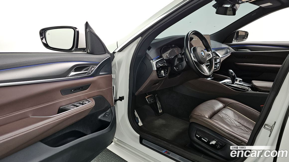 BMW Gran Turismo 2023