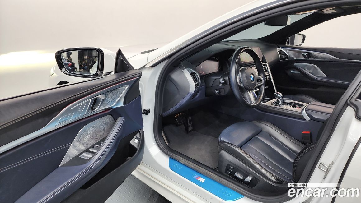 BMW 8-Series 2021