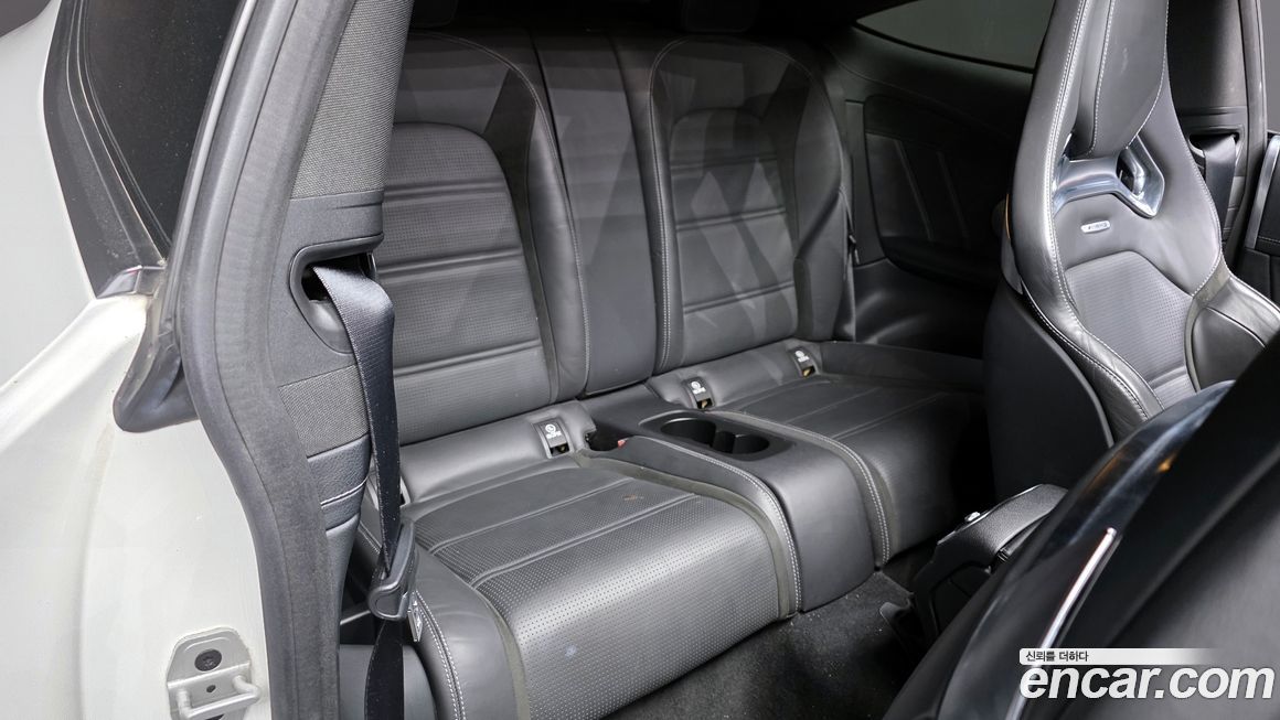 Mercedes-Benz C-Class 2018