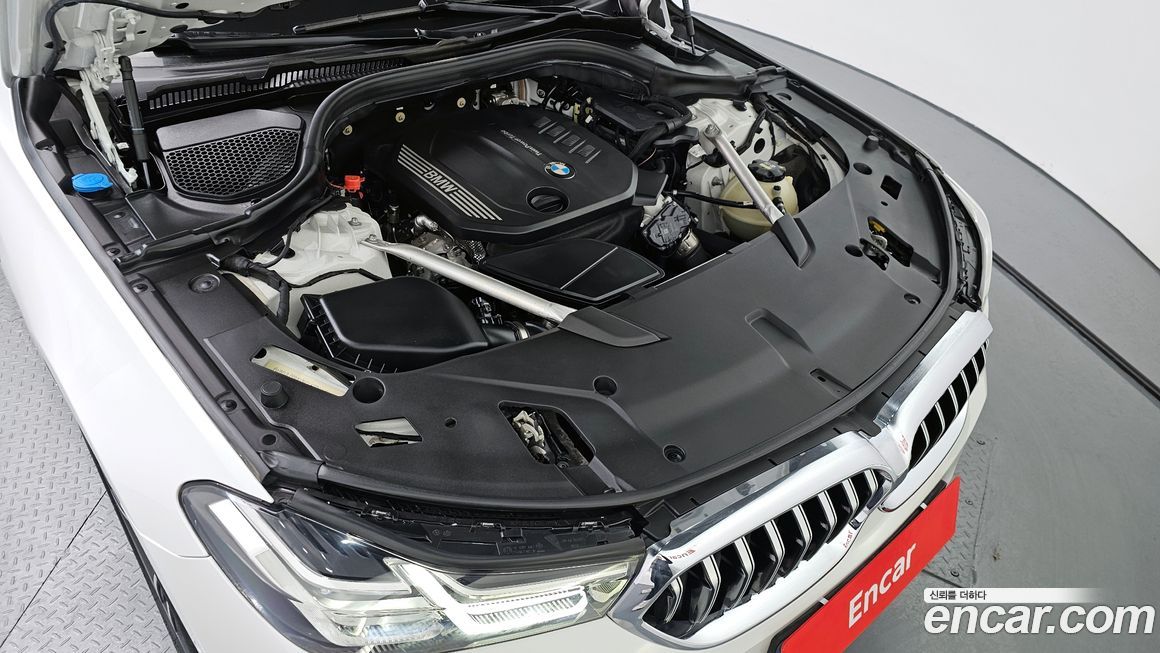 BMW Gran Turismo 2023