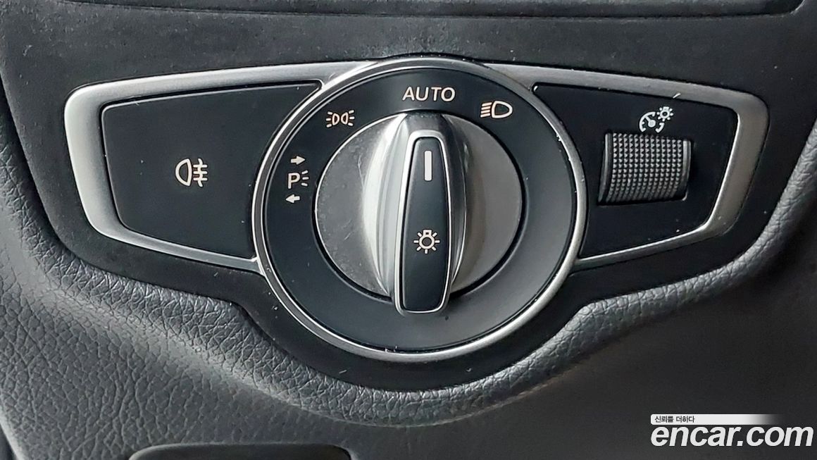 Mercedes-Benz GLC-Class 2022