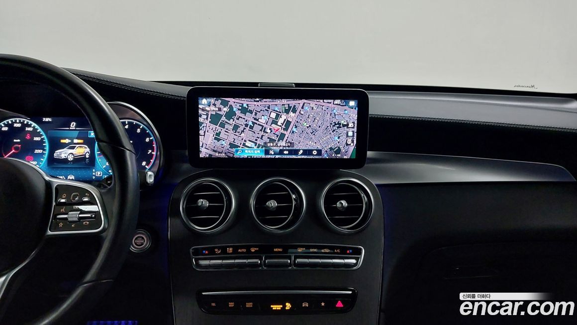 Mercedes-Benz GLC-Class 2022