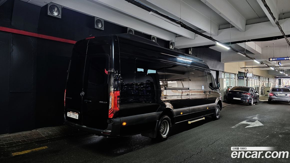 Mercedes-Benz Sprinter 2021