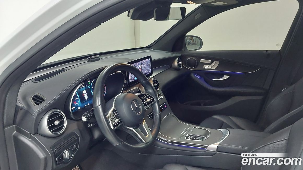 Mercedes-Benz GLC-Class 2022