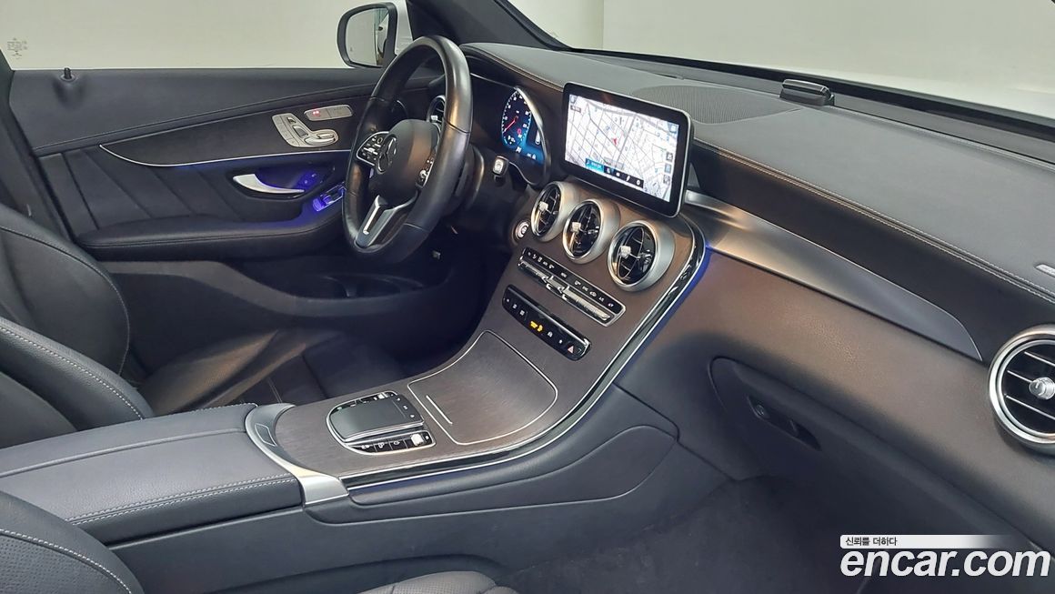 Mercedes-Benz GLC-Class 2022