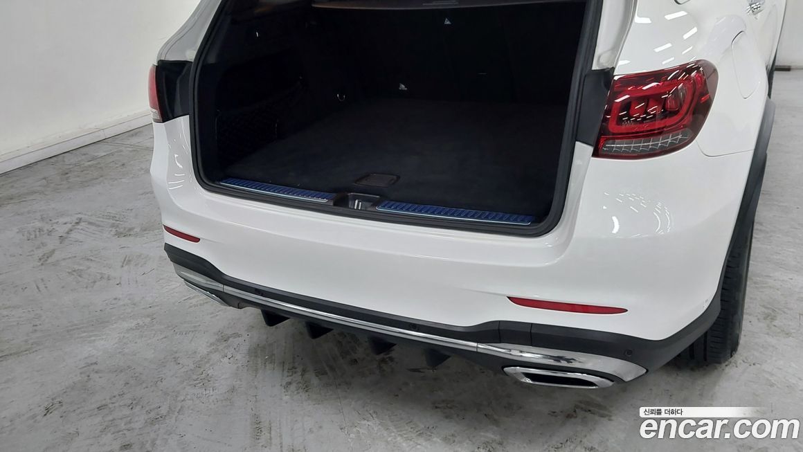 Mercedes-Benz GLC-Class 2022