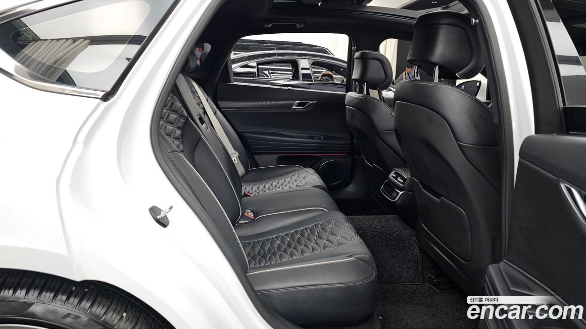 Genesis G80 2025
