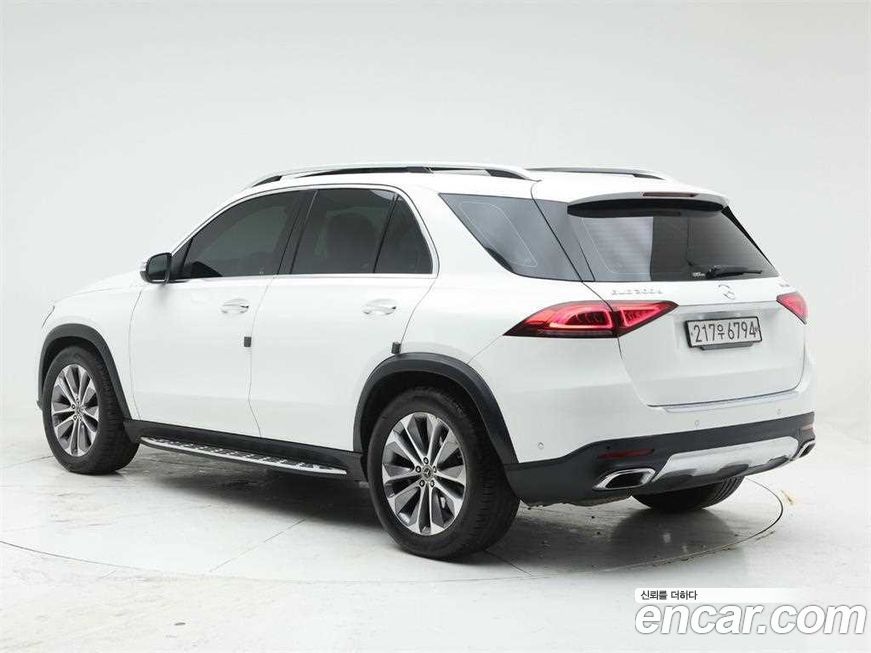 Mercedes-Benz GLE-Class 2021