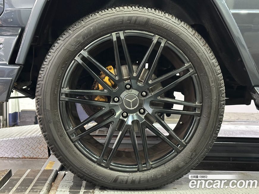 Mercedes-Benz G-Class 2013