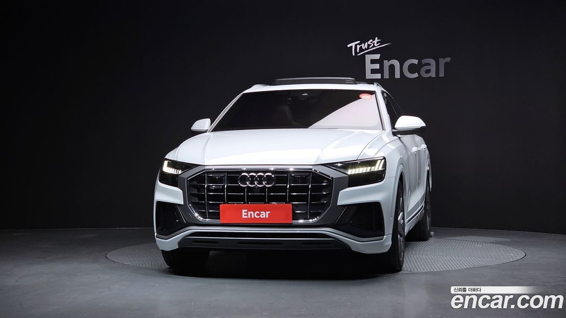 Audi Q8 2020