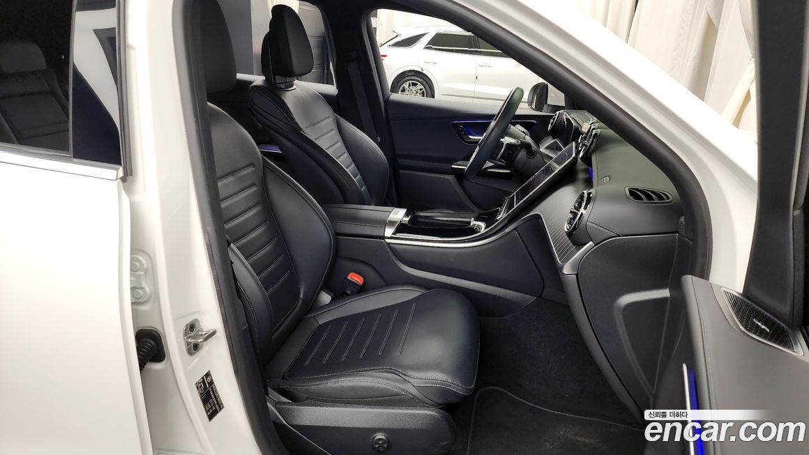 Mercedes-Benz GLC-Class 2024