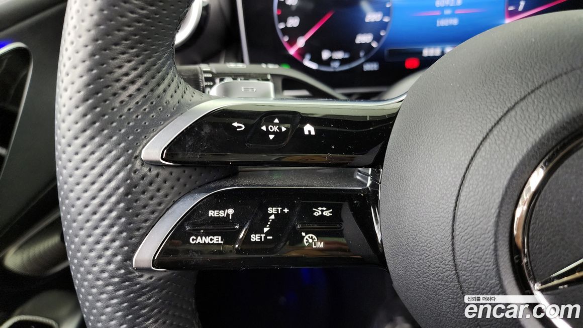 Mercedes-Benz GLC-Class 2024