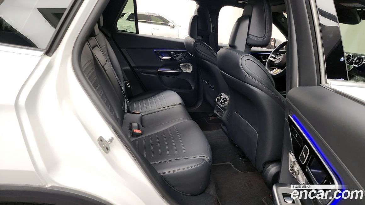 Mercedes-Benz GLC-Class 2024