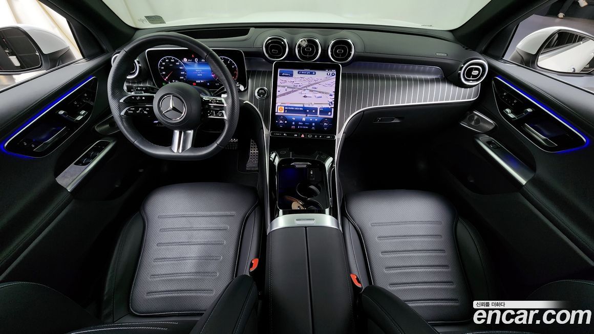 Mercedes-Benz GLC-Class 2024