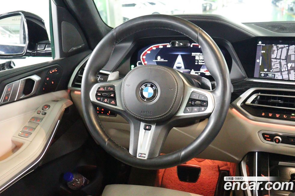 BMW X7 2021
