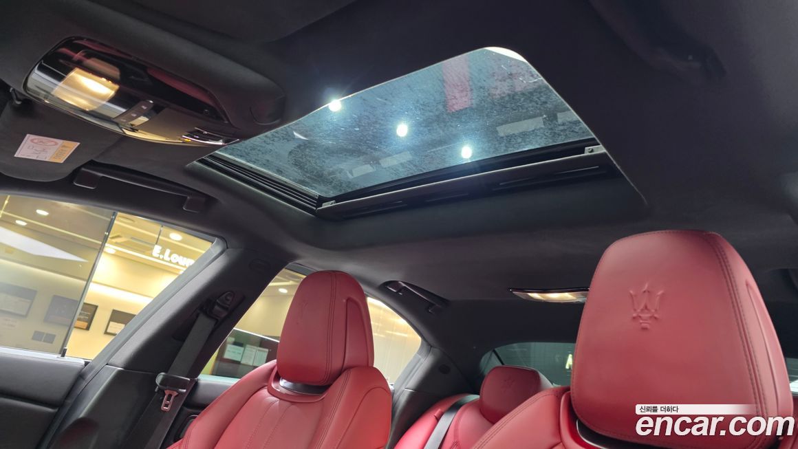 Maserati Ghibli 2022