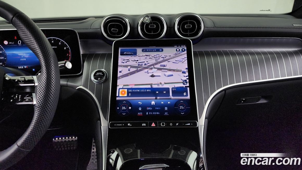 Mercedes-Benz GLC-Class 2024