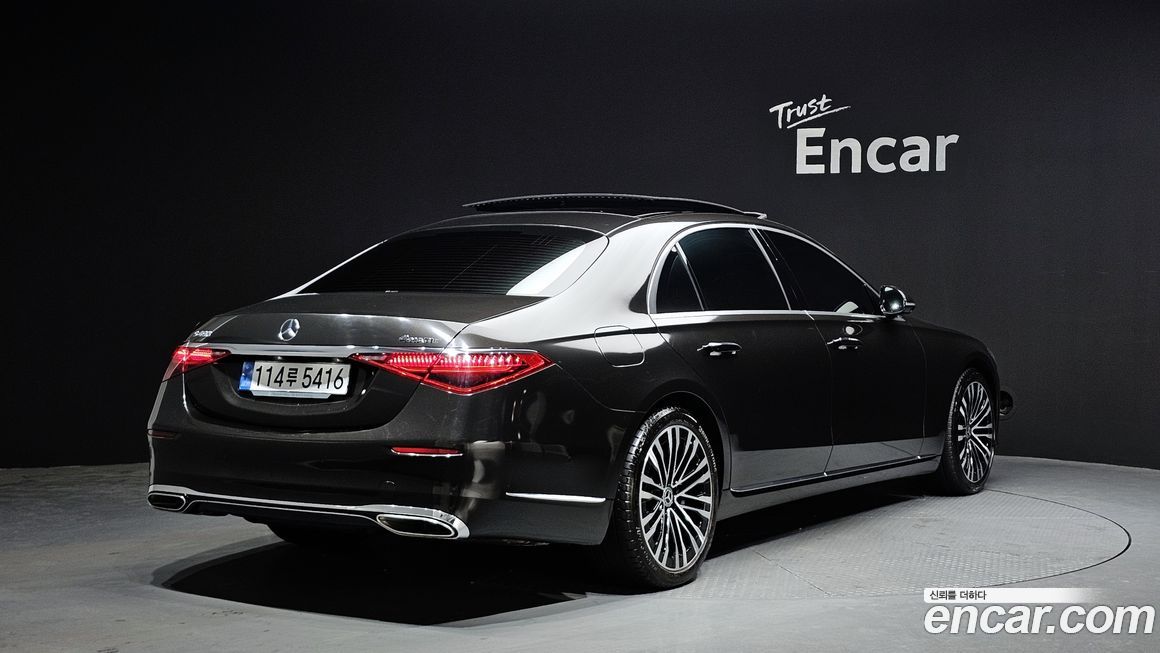 Mercedes-Benz S-Class 2022