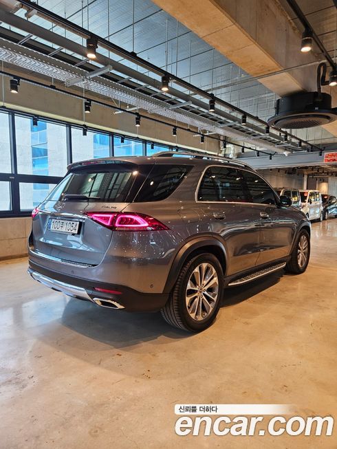 Mercedes-Benz GLE-Class 2023