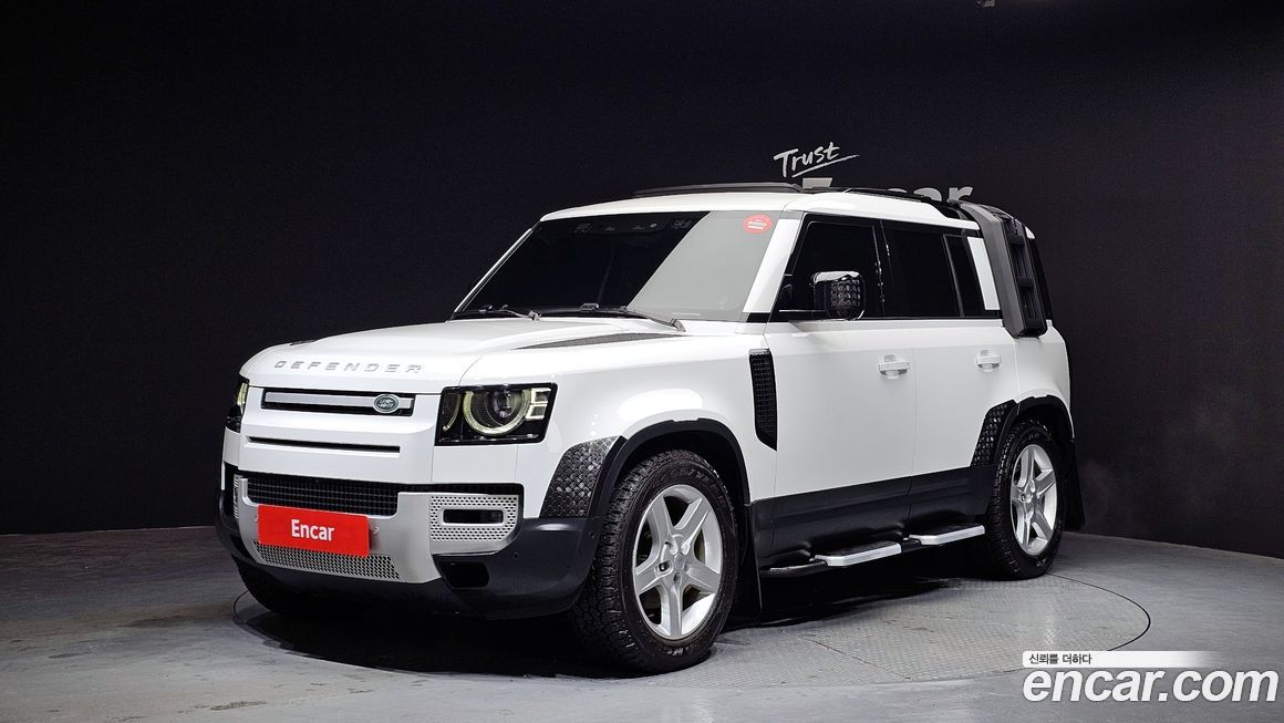 Land Rover Defender 2023