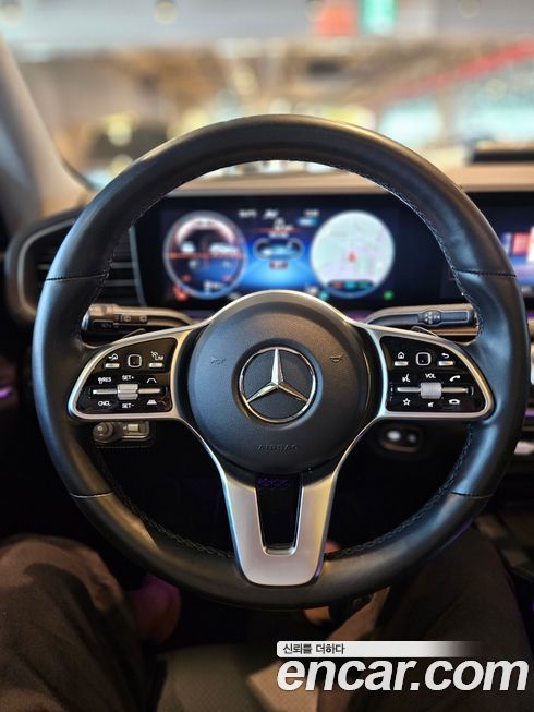 Mercedes-Benz GLE-Class 2023