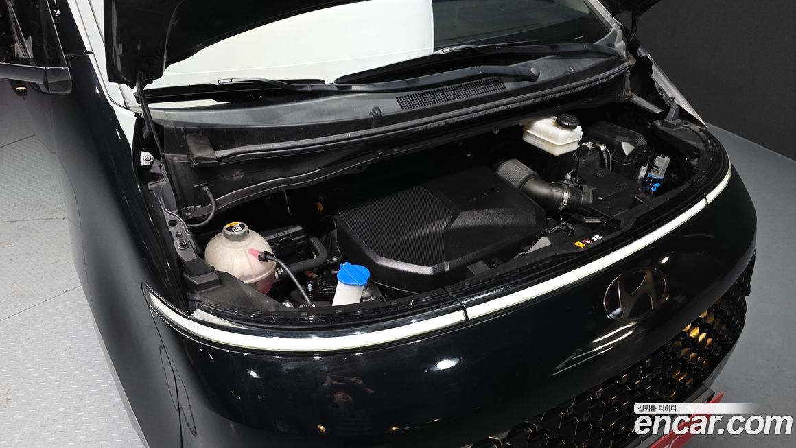 Hyundai Staria 2022