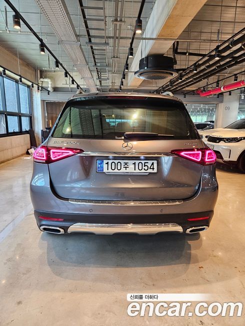 Mercedes-Benz GLE-Class 2023